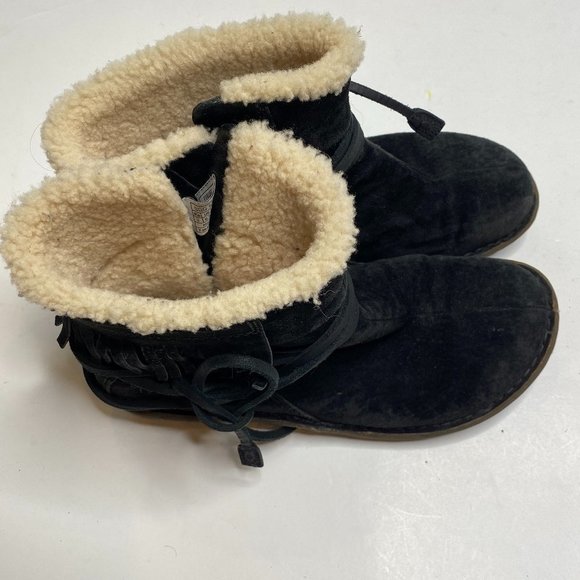 UGG Gaviota Black Suede Boots, women's size 8, multi wrap/fringe. - Picture 4 of 9